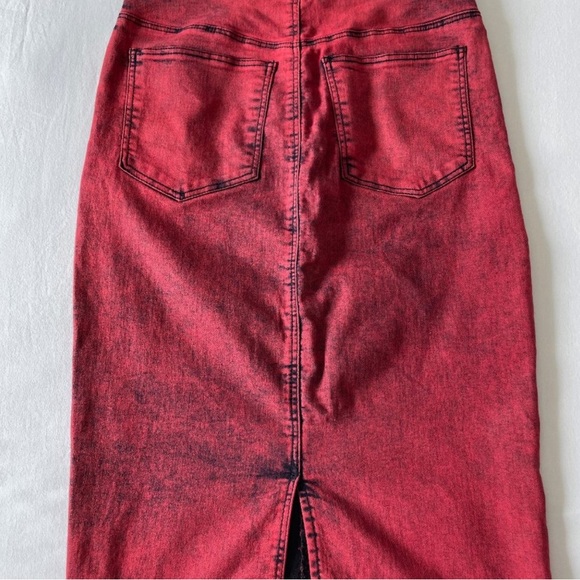 Zara Midi Skirt, Trafaluc, Red Acid Wash - Picture 2 of 4